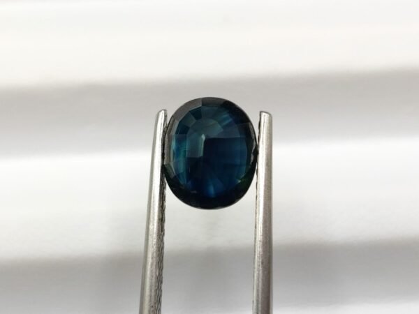 Saphir 3.30 Carats - The Fine Gems - blue natural sapphire from tanzania