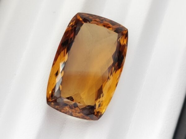 Quartz 34.13 Carats - The Fine Gems - cushion cut - natural gemstone