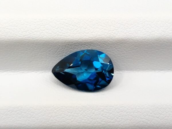 Pear cut London blue topaz from brazil - gemstone for collection and jewelry