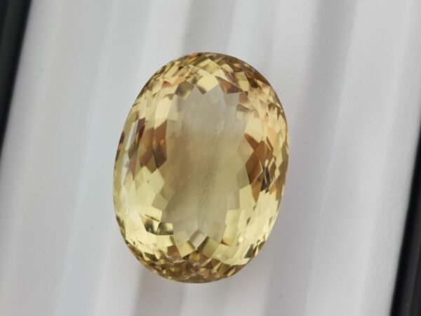 oval cut lemon quartz from brazil